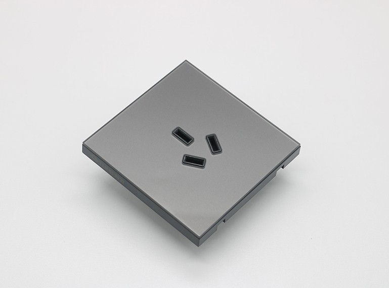 三孔